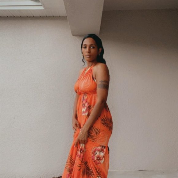 Lola Printed Maxi Dress - Picture 4 of 4